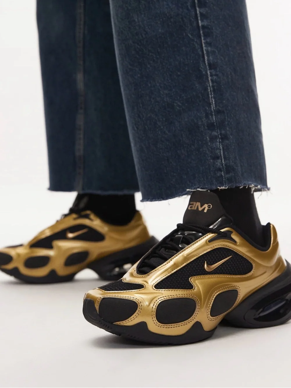 Nike Air Max Muse Metallic Gold Black Mesh Women's Sneakers Sz 9 FV1920-701